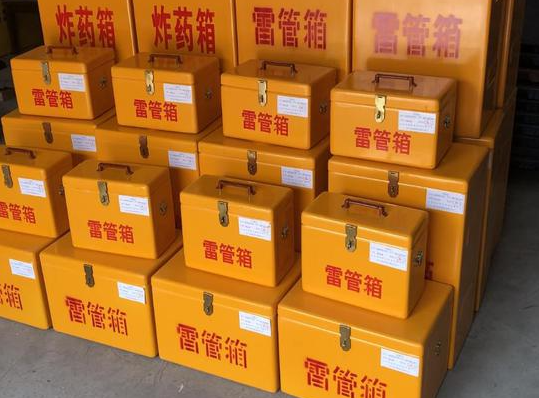东胜玻璃钢雷管箱的使用寿命一般是多少？